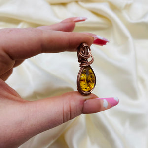 Natural Amber Wire Wrapped Pendant 3