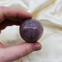Load image into Gallery viewer, Small Lavender Rose Quartz Sphere
